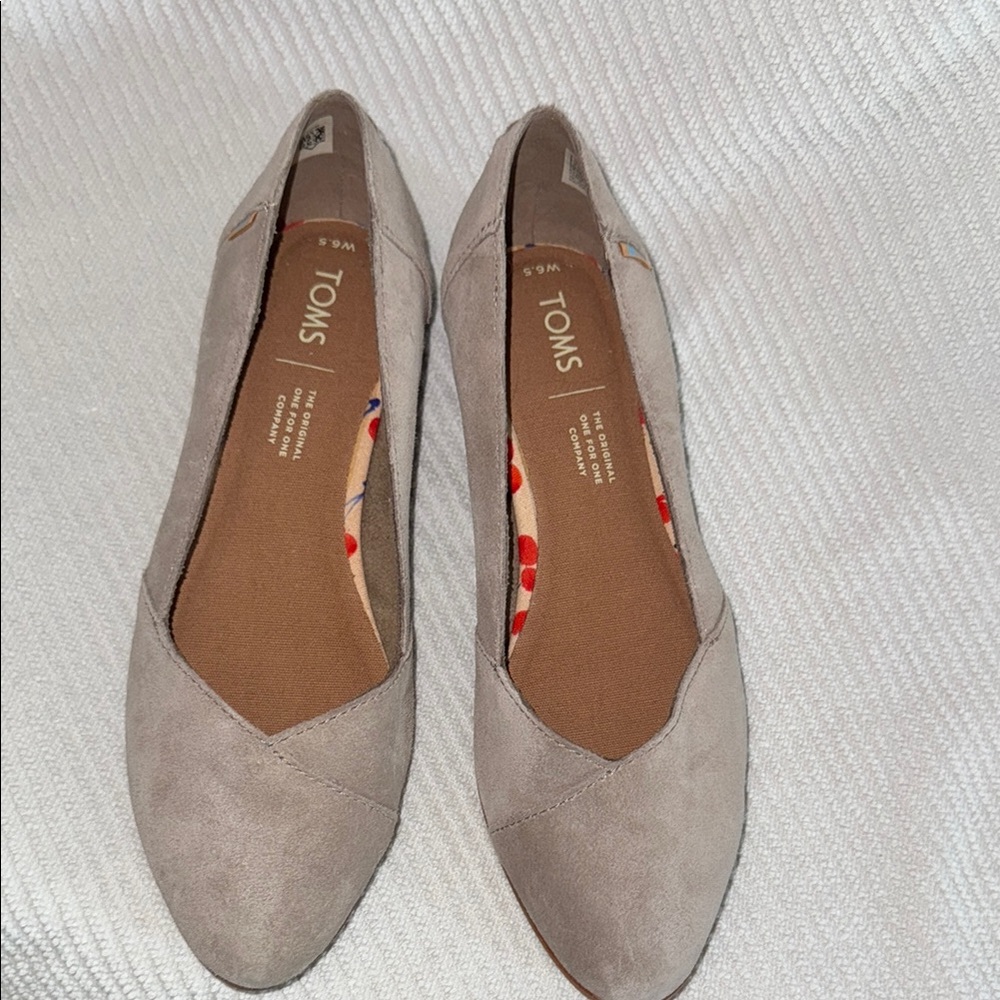 TOMS Women's Taupe Suede Flats